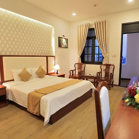 Pandora Saigon Hotel Хошимин Экстерьер фото