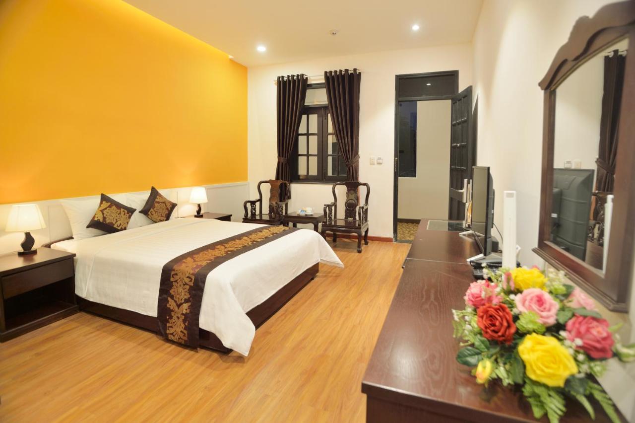 Pandora Saigon Hotel Хошимин Экстерьер фото