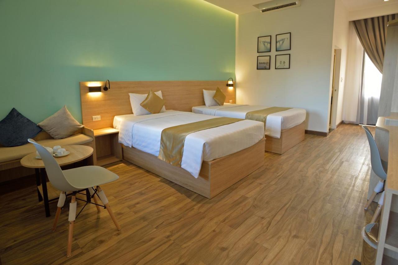 Pandora Saigon Hotel Хошимин Экстерьер фото