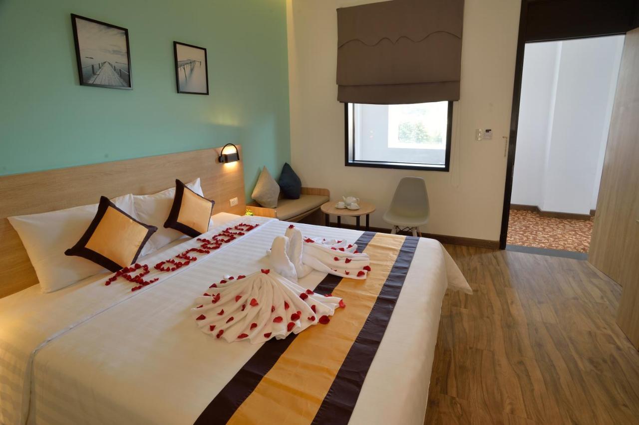 Pandora Saigon Hotel Хошимин Экстерьер фото