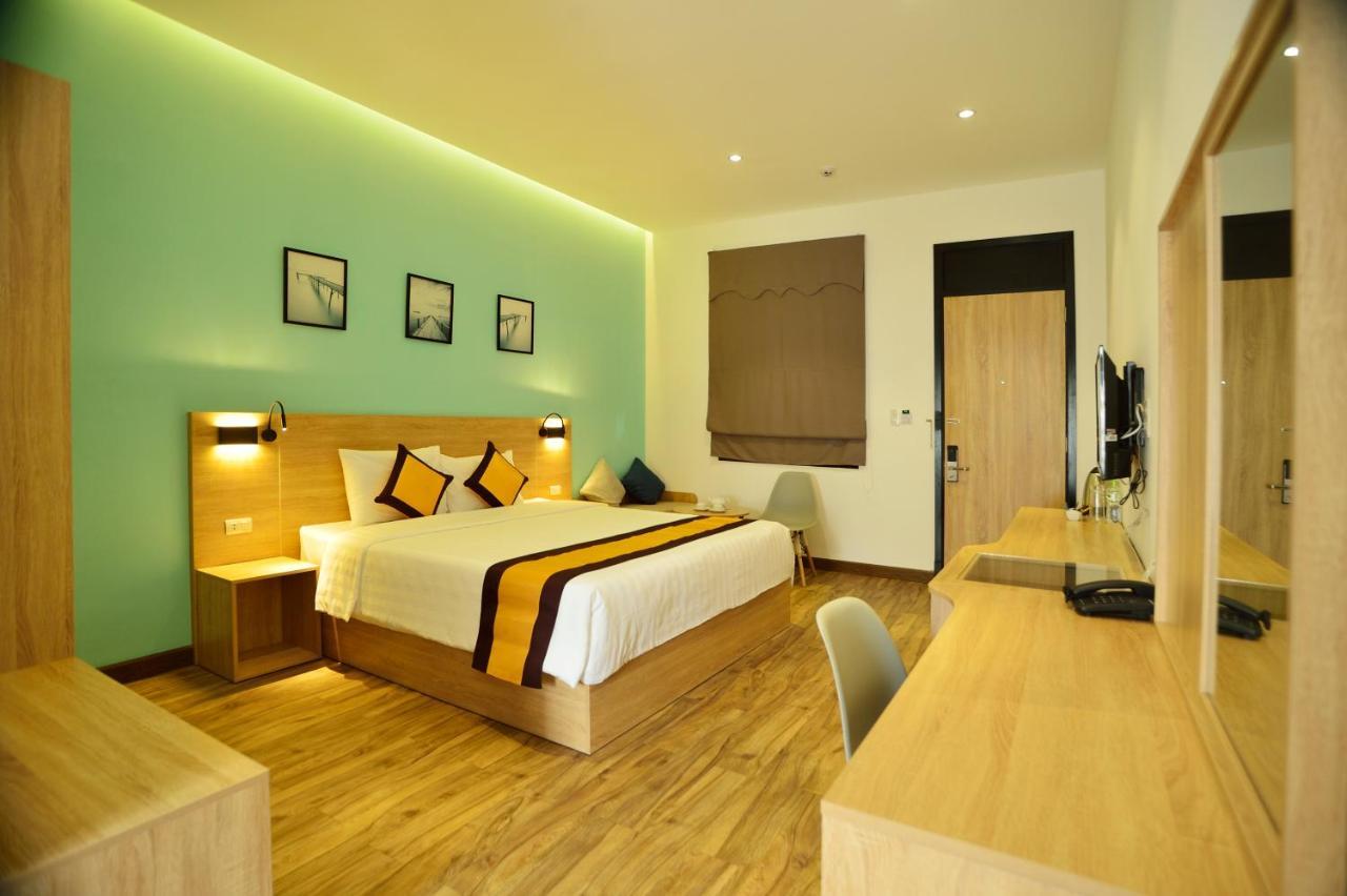 Pandora Saigon Hotel Хошимин Экстерьер фото
